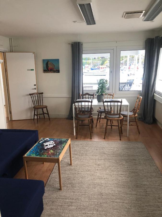 Apartments In Henån エクステリア 写真